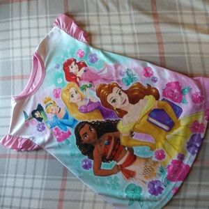 🎉Disney princess nightgown (5/$10)